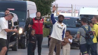 Fenerbahçenin yeni transferi Allan Saint-Maximin, İstanbula geldi