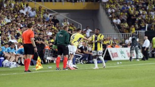Fred maça devam edemedi