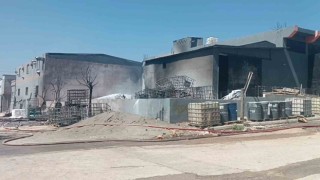 Gaziantepte boya fabrikasında yangın