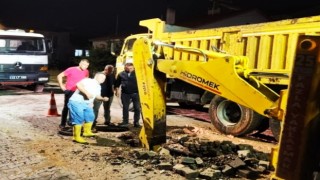 Gediz Belediyesinden yol bakım ve onarım çalışması