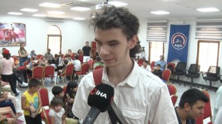 Görme engelli gençler satranç turnuvasında buluştu