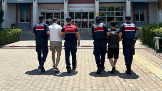Gurbetçi şahsın arabasını parçalanmaktan jandarma ekipleri kurtardı