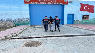 Hapis cezasıyla aranan şahıs saklandığı köy evinde yakalandı