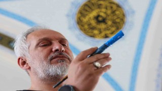Hat ustası, 28 yıldır küçük fırçası ile 100ün üzerinde cami süsledi