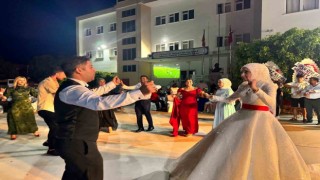 Hem evlendiler, hem Milli maçı izlediler