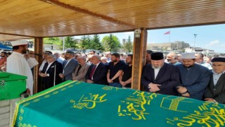 İbrahim Taşkesenligil son yolculuğuna dualarla uğurlandı