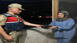 İçerisinde 98.500 TL bulunan kaybolan çanta sahibine teslim edildi
