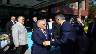 İçişleri Bakanı Yerlikayadan Başkan Büyükkılıça ziyaret