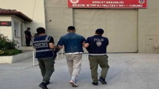 İki ayrı suçtan aranan suç makinesi kıskıvrak yakalandı