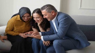 İl Milli Eğitim Müdürünün kızı YKSde Türkiye dördüncüsü oldu