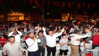 İncirliovada çeyrek final sevinci yaşandı