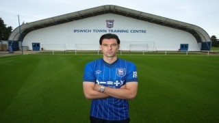 Ipswich Town, Hull Cityden Jacob Gravesi transfer etti