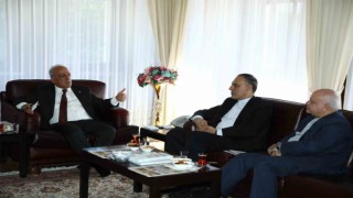 İran İslam Cumhuriyeti Ankara Büyükelçisi Zadeh, Atatürk Üniversitesini ziyaret etti
