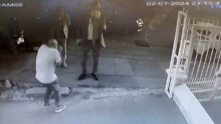 İş adamı Karaaslana silahlı saldırı güvenlik kameralarına yansıdı