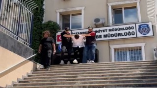 İstanbulda çocukluk arkadaşını öldüren katil zanlısı yakalandı