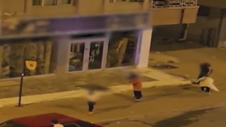 İşyerlerinin camlarını kıranlar yakalandı