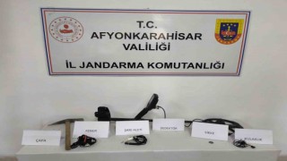 Jandarmadan kaçan şahıs tarihi sikke ile yakalandı