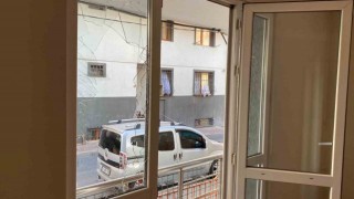 Kağıthanede bir kiracı, boşalttığı evi adeta talan etti