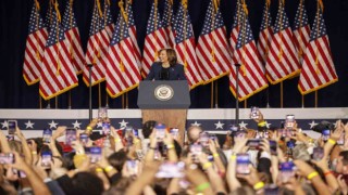 Kamala Harris'ten ilk seçim mitingi: “Donald Trump'ın nasıl biri olduğunu biliyorum”