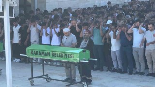 Karamanda kalbinden bıçaklanması sonucu ölen genç toprağa verildi