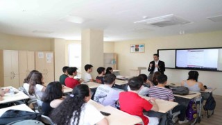 Kartal Akademi öğrencileri başarıdan başarıya koşuyor