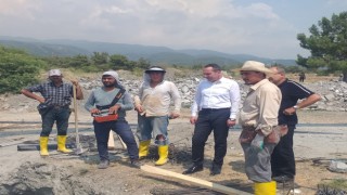 Kaymakam deprem konutlarını yerinde inceledi