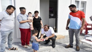 Kaymakam ve Eşinden Konteyner Kent’i Ziyaret