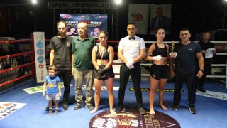 Kemerde Kick Boks Şampiyonlar gecesi