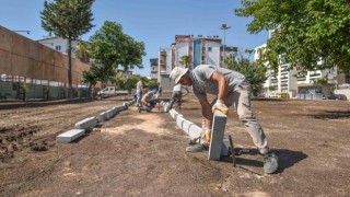 Kepez Belediyesi hem yeniliyor, hem yapıyor