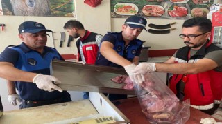 Kilolarca tarihi geçmiş etiketsiz et ele geçirildi
