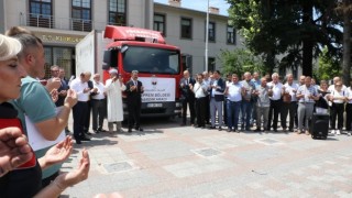 Kırklarelinden deprem bölgesine kavurma ve gıda malzemesi gönderildi