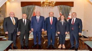 KKTC Cumhurbaşkanı Tatar, İYİ Parti Genel Başkanı Dervişoğlunu kabul etti