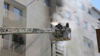 Klima motoru büyük bir gürültü ile patladı, apartman sakinleri panik yaşadı