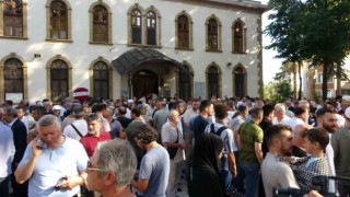 Kocaelide yüzlerce kişi Heniyye için toplandı