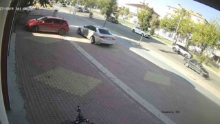 Konyada motosiklet otomobille çarpıştı: 2 yaralı