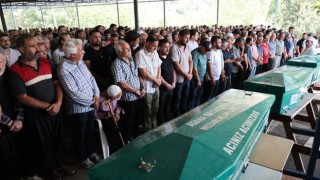 Köprüden Düşen Otomobilde Hayatını Kaybeden Aile Toprağa Verildi
