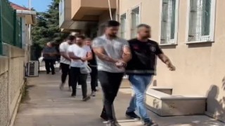 Küçükçekmecede iki grup arasında çıkan çatışmada gözaltına alınan 18 kişi adliyeye sevk edildi