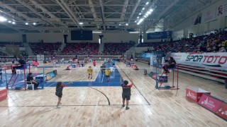 Kulalı minik badmintoncular başarıya imza attı