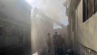Kurs binasında korkutan yangın