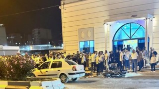 Kurtalanda motosiklet ile hafif ticari araç çarpıştı: 2 yaralı