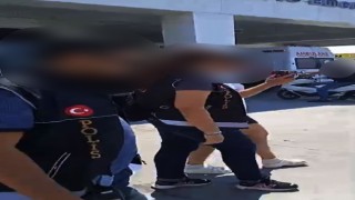 Kuşadasında aranan şahıslara yönelik operasyon: 2 yakalama