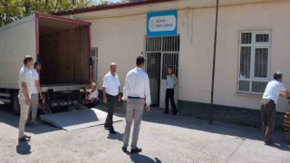 Kütahya İnköy İlkokulunda öğrenci sıralarının bakımı yapıldı