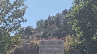 Kütahyanın tarihi Hisar Kalesinde yangın
