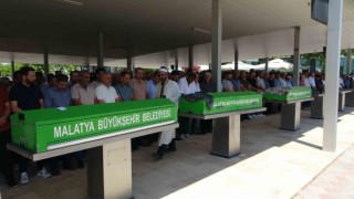 Malatyada uykularında öldürülen anne, kızı ve torunu defin edildi