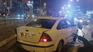 Maltepede otomobil motosiklete çarptı: 1 ağır yaralı