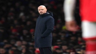 Manchester United, teknik direktör Erik ten Hagın sözleşmesini uzattı