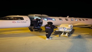 Mardinde hasta bebek ambulans uçakla Konyaya sevk edildi