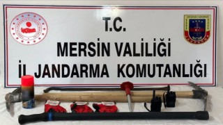 Mersinde kaçak kazı yapan 3 şüpheli yakalandı