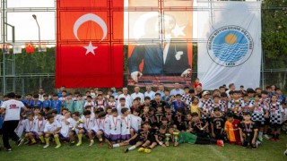 Mersinde U-11/U-12 Futbol Şenliği Ligi ödül töreni ile son buldu