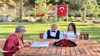 Millet Bahçesi Nikaha Ev Sahipliği Yaptı